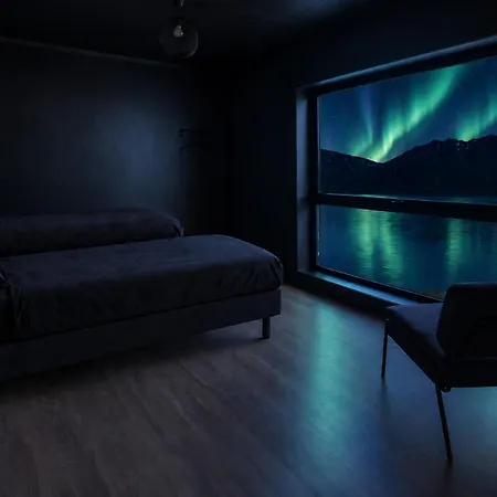Polar Panorama Villa
